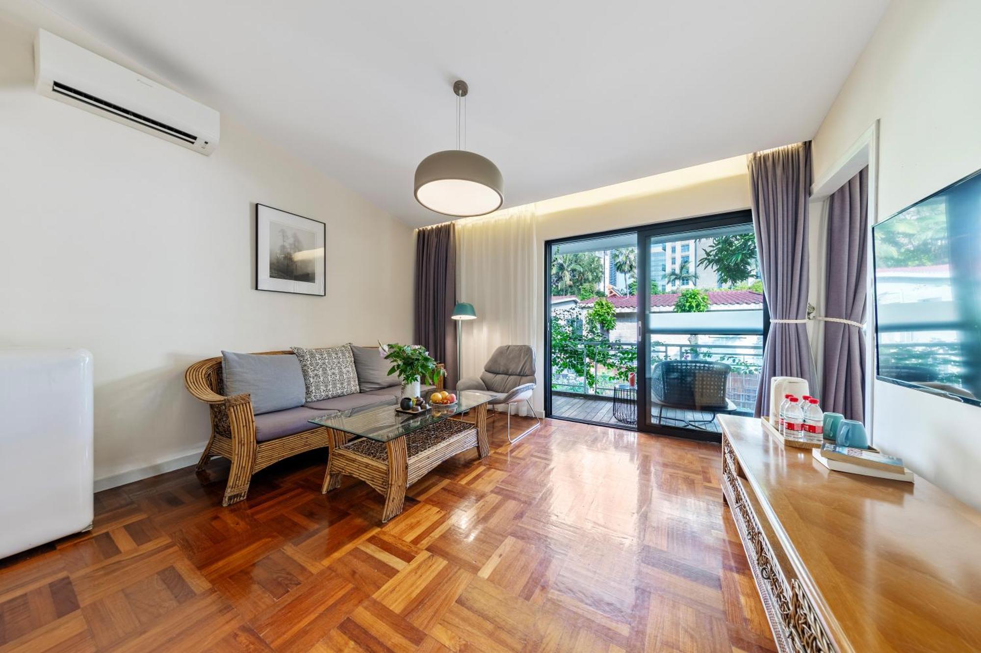 Shenzhen No'6 Garden Villa --French Window With Garden View,Close To Sea World &Shekou Ferry Port &K11 Ecoast &Subway Nearby ,Offer Western Food And Coffee &English Speaking With Tour Services Exteriér fotografie