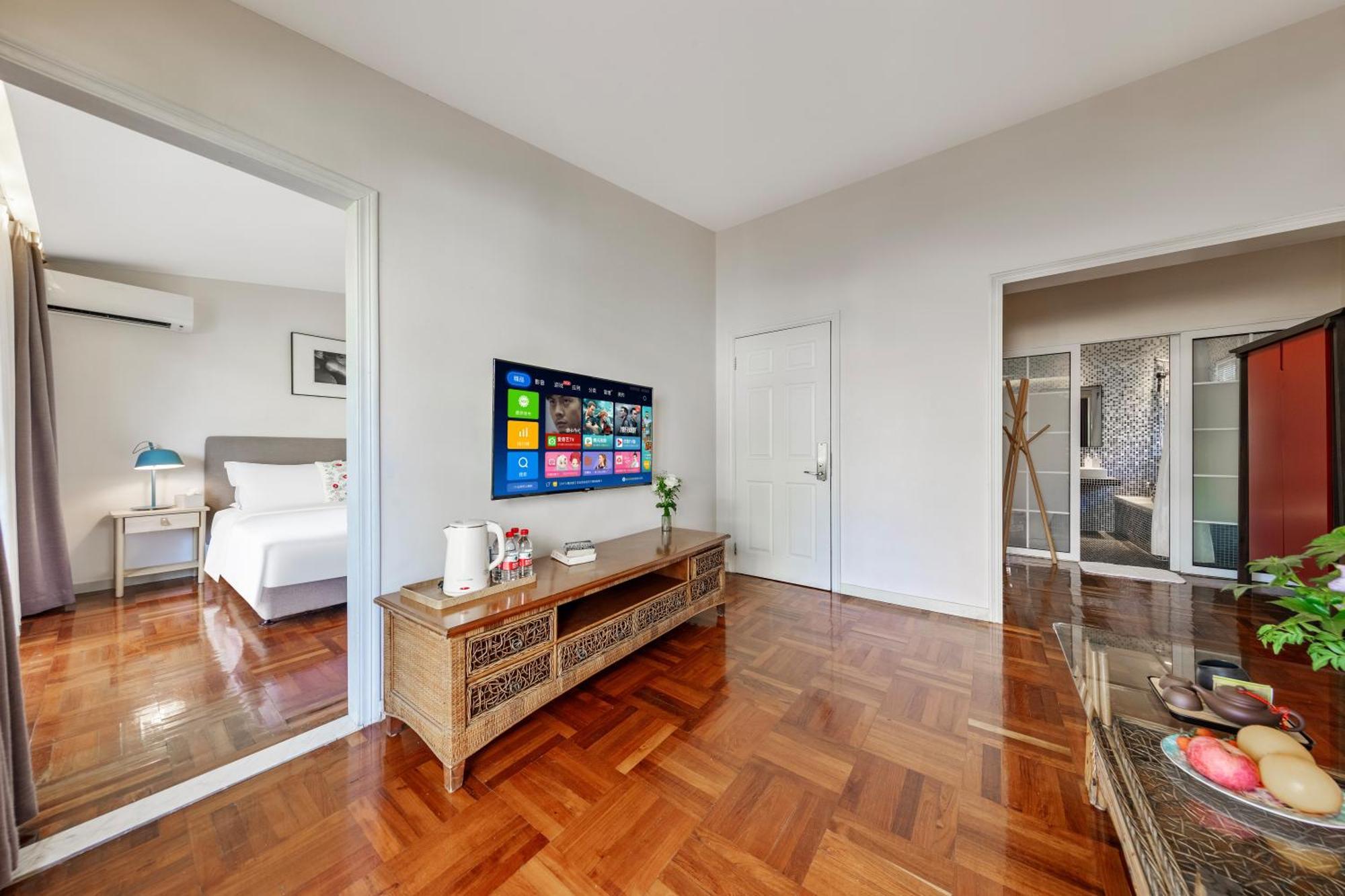 Shenzhen No'6 Garden Villa --French Window With Garden View,Close To Sea World &Shekou Ferry Port &K11 Ecoast &Subway Nearby ,Offer Western Food And Coffee &English Speaking With Tour Services Exteriér fotografie