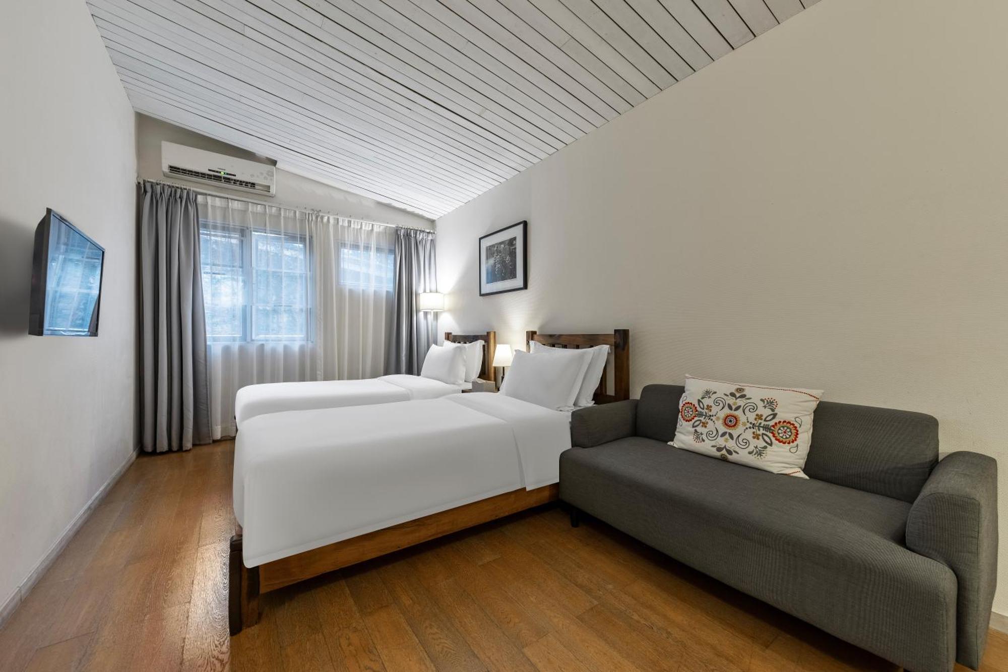 Shenzhen No'6 Garden Villa --French Window With Garden View,Close To Sea World &Shekou Ferry Port &K11 Ecoast &Subway Nearby ,Offer Western Food And Coffee &English Speaking With Tour Services Exteriér fotografie