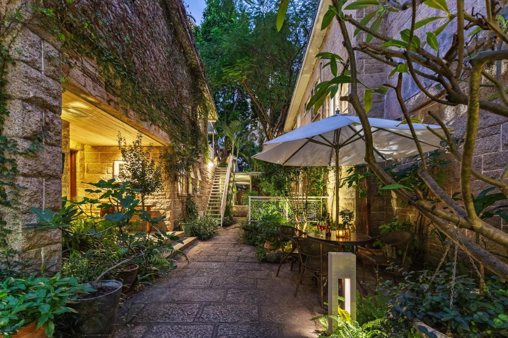 Shenzhen No'6 Garden Villa --French Window With Garden View,Close To Sea World &Shekou Ferry Port &K11 Ecoast &Subway Nearby ,Offer Western Food And Coffee &English Speaking With Tour Services Exteriér fotografie